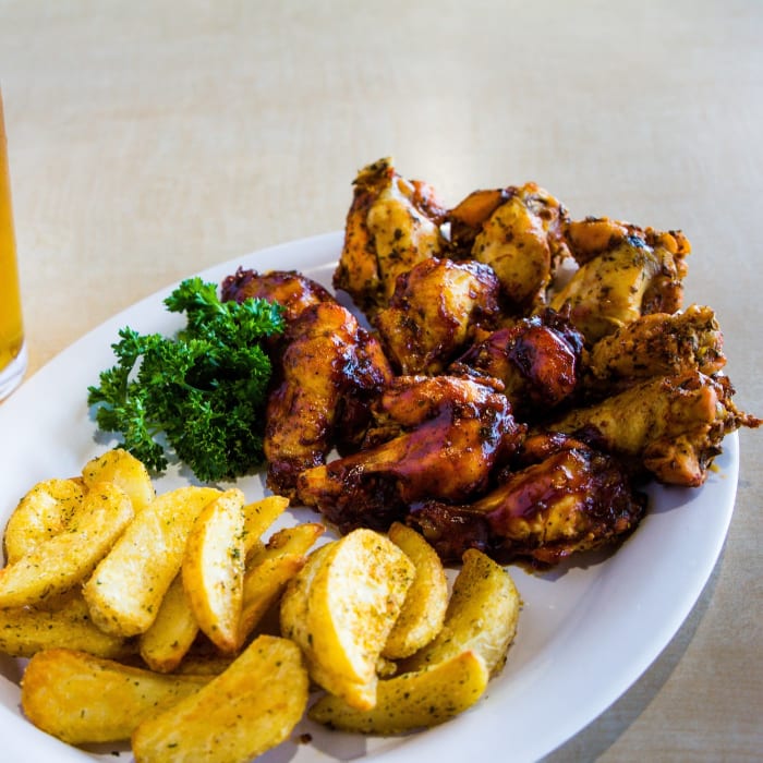 O's Wings.